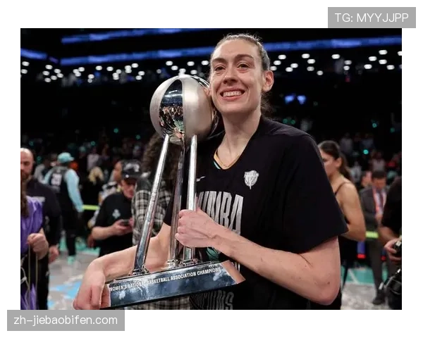 季前赛速报：斯图尔特、琼斯合砍45分，自由人击败梦想